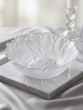Indiana Glass Wild Rose Clear Frosted Bowl 9” Scalloped Floral Serving Bowl